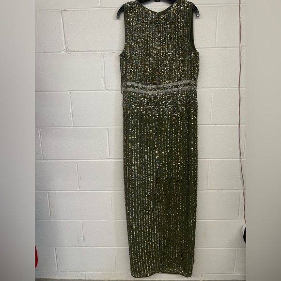 NWT Mac Duggal Size 10 Olive Green Sequined High Neck Sleeveless Column Gown - Picture 10 of 10